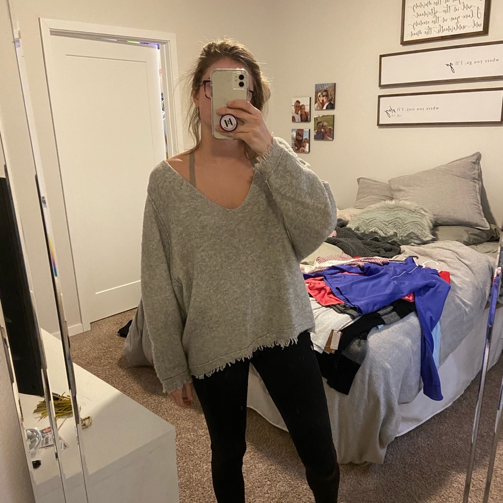 Free People Gray super soft and stretchy sweater